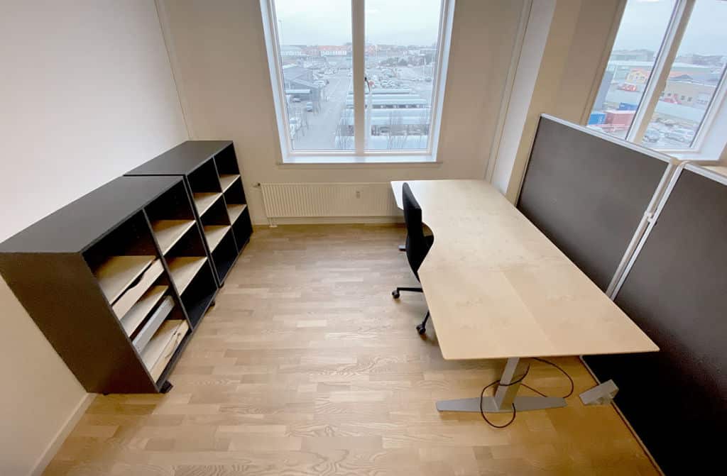 10m² Open Office kontorplads i Kattegat Kontorhotel på 2. etage i Kattegat Silo